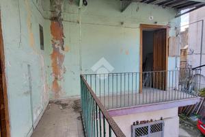 MONOLOCALE A AFRAGOLA