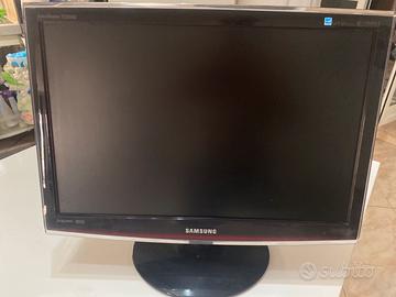 Tv samsung t220hd