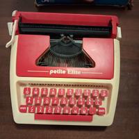Petite elite macchina da scrivere