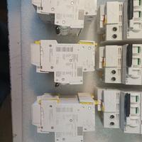 Lotto Magnetoter. Differenz. SCHNEIDER 16A Curva D