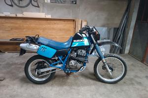 Suzuki dr 600 1986
