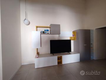 Mobili cucina e sala Lube