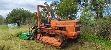 Trattore a cingoli FIAT 605C