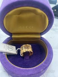Anello di Gucci in oro