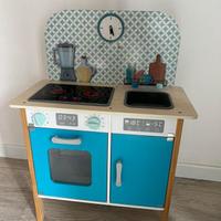 Cucinetta giocatolo in legno