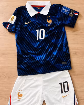 Completo bimbo calcio maglia + pantaloncini