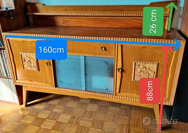 Credenza buffet anni '50 con vetrinetta