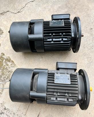 2 motori eletrici