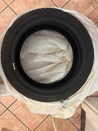 Pirelli estive 215/45 r18