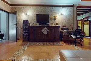 4 LOCALI A FRANCAVILLA FONTANA