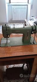 Macchina da cucire