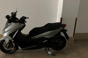 Honda Forza 350