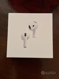 AirPods 4 con cancellazione attiva del rumore