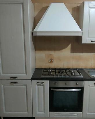 CUCINA + CAMERA DA LETTO