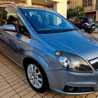 Opel Zafira 1.9 CDTI 101CV Cosmo