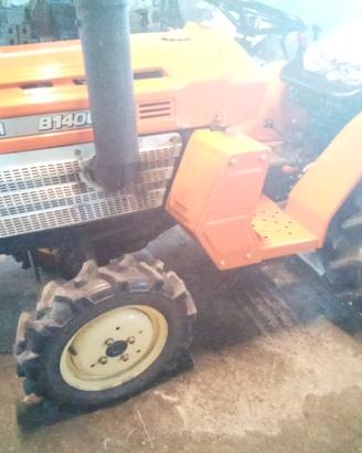 trattore Kubota b1400 18 cv