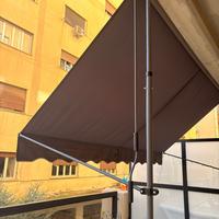 Tenda da sole con aste a pressione