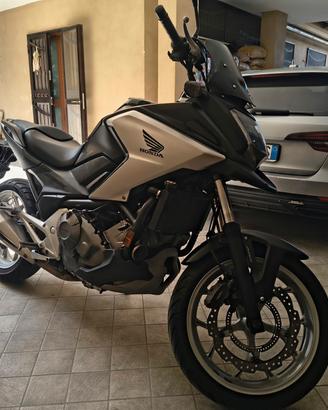 Moto Honda NC750 anno 2017