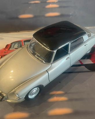 Citroen Ds  Solido scala 1/18  .
