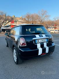 MINI COOPER 1.6 DIESEL OK NEOPATENTATI