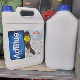 3 bidoni da 5 Litri ciascuno di AD Blue, intatti