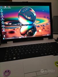 Portatile FUJITSU Esprimo 