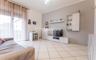 VENIANO - TRILOCALE RISTRUTTURATO CON BOX E CANTIN