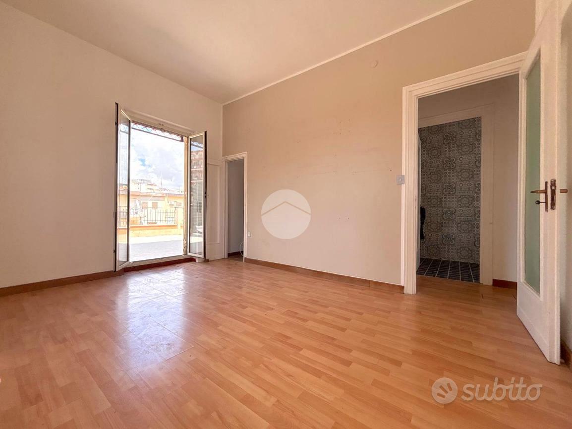 Apartment in Palermo, VIII Circoscrizione - Altro