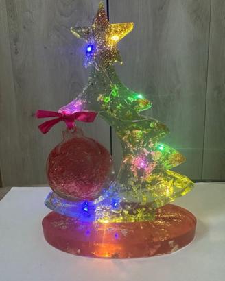 Albero di Natale in resina con led