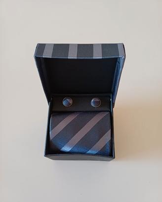 Cravatta con polisini