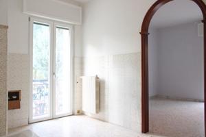 3 LOCALI A PUTIGNANO