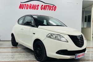Lancia Ypsilon 1.3 MJT 95 CV Black Edition anno 20