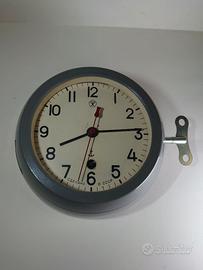 OROLOGIO VINTAGE DA MURO VOSTOK - FUNZIONANTE