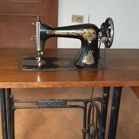 Macchina da cucire Singer del 1913 + mobile