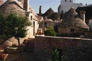 Centro-Aia Piccola Trullo panoramico con giardino