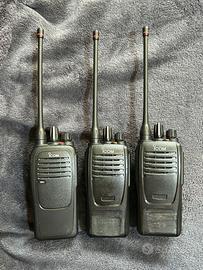 3 x ICOM IC-F2000  UHF 406-470 MHz