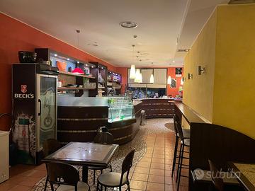bar/locale serale