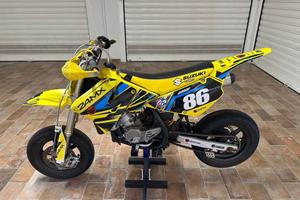 Suzuki rm 85 12 pollici