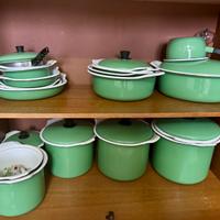 Batteria pentole smaltate vintage anni60 Queen