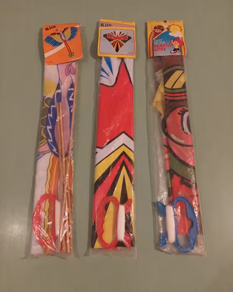 Aquilone giocattolo in plastica