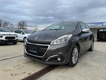 Peugeot 208 BlueHDi 100 S&S 5 porte Allure