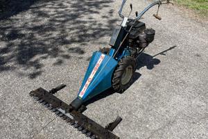 Motofalciatrice marca “NIBBI” modello “G619”