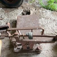 Bascula antica in ferro