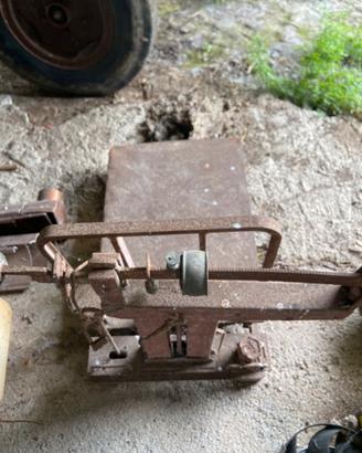 Bascula antica in ferro