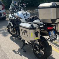 Benelli trk 502x