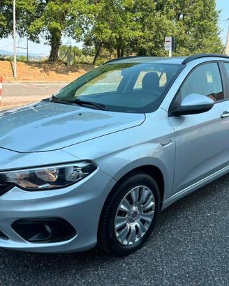 Fiat Tipo 1.4 T-Jet 120CV GPL SW Lounge