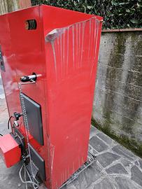 CALDAIA a LEGNA ancora nuova 