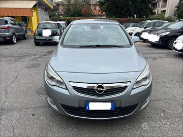 Opel Astra 1.6 115CV 5 porte Elective