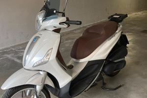 Piaggio Beverly 350