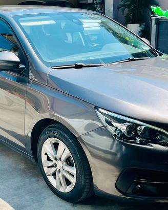 Peugeot 308 1.5 hdi 130 cv del 2021 cambio aut